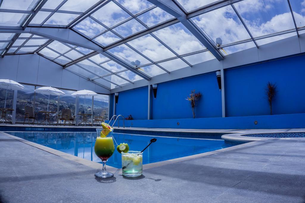 Hotel Emperador Ambato Exterior foto